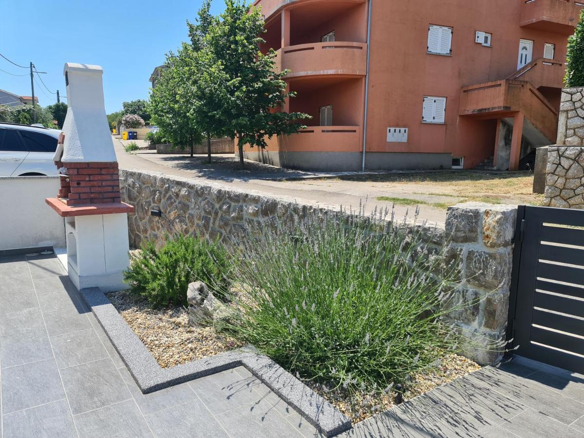 Apartments Jana Salatić Eksteriør billede